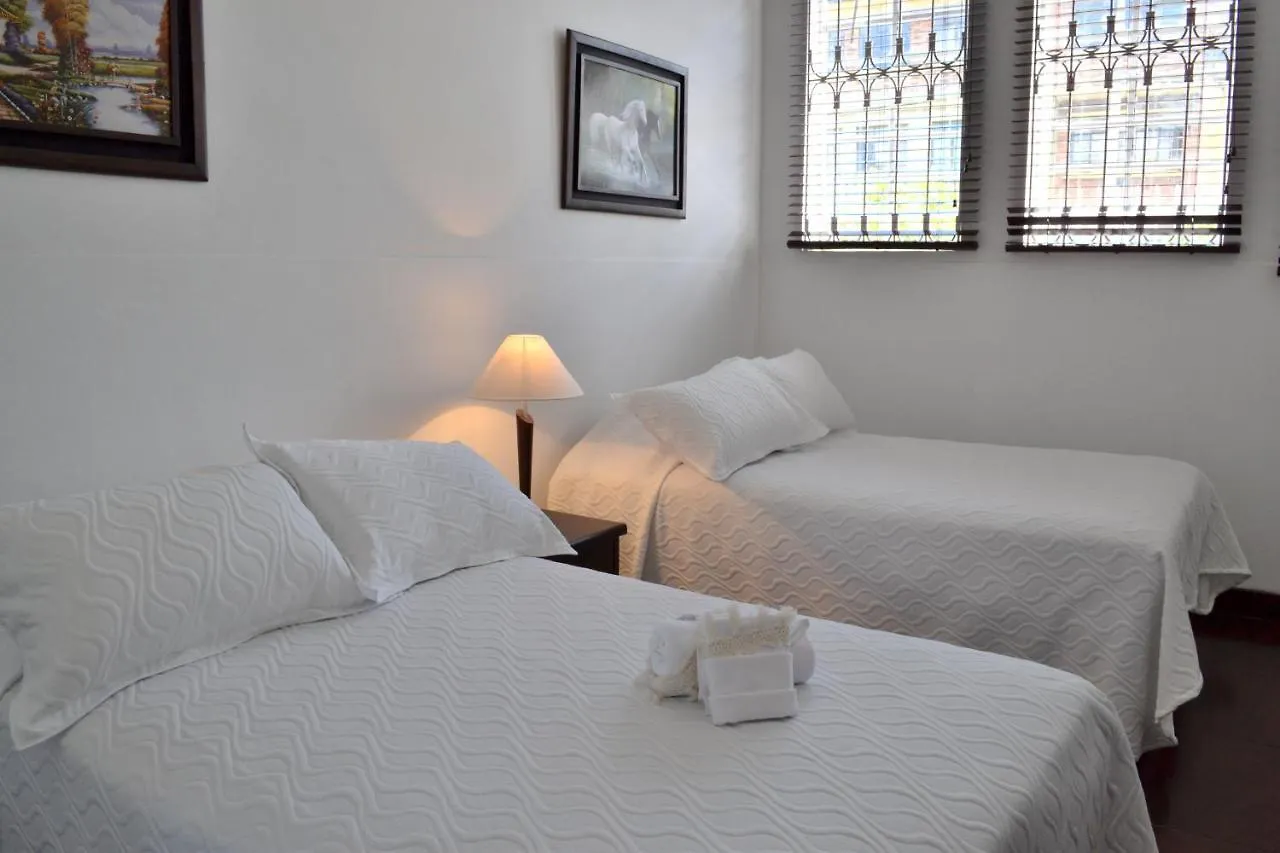 Hotel Estadio 63 Bogota Inn